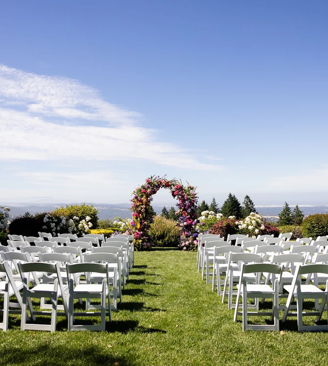 Ceremony Lawn at Thomas Fogarty Winery